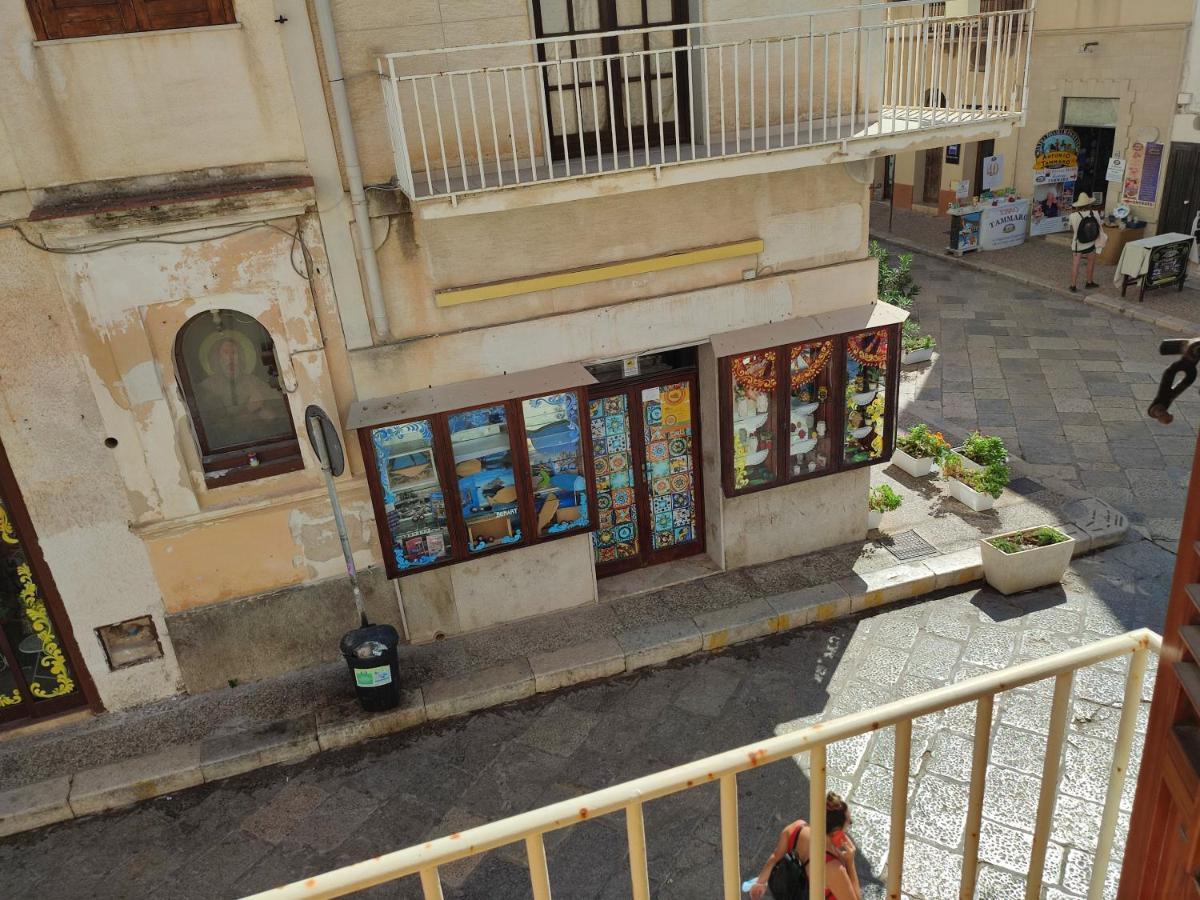 Centralissima Favignana Buitenkant foto